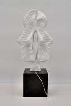 Load image into Gallery viewer, ourneGallery-HazyeRose-MultifacedHoleWhiteLargeFront