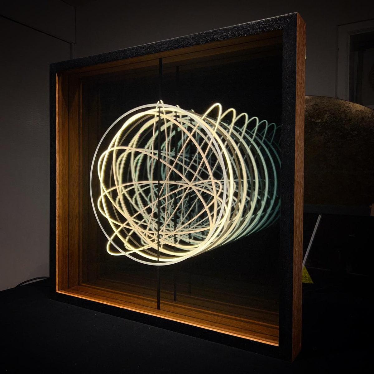 AKASHA CHAOS (BLACK) by ALEJANDRO RAUHUT – TOURNÉ